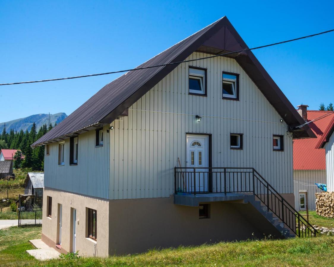 Zekovic Apartmani Zabljak  Luaran gambar