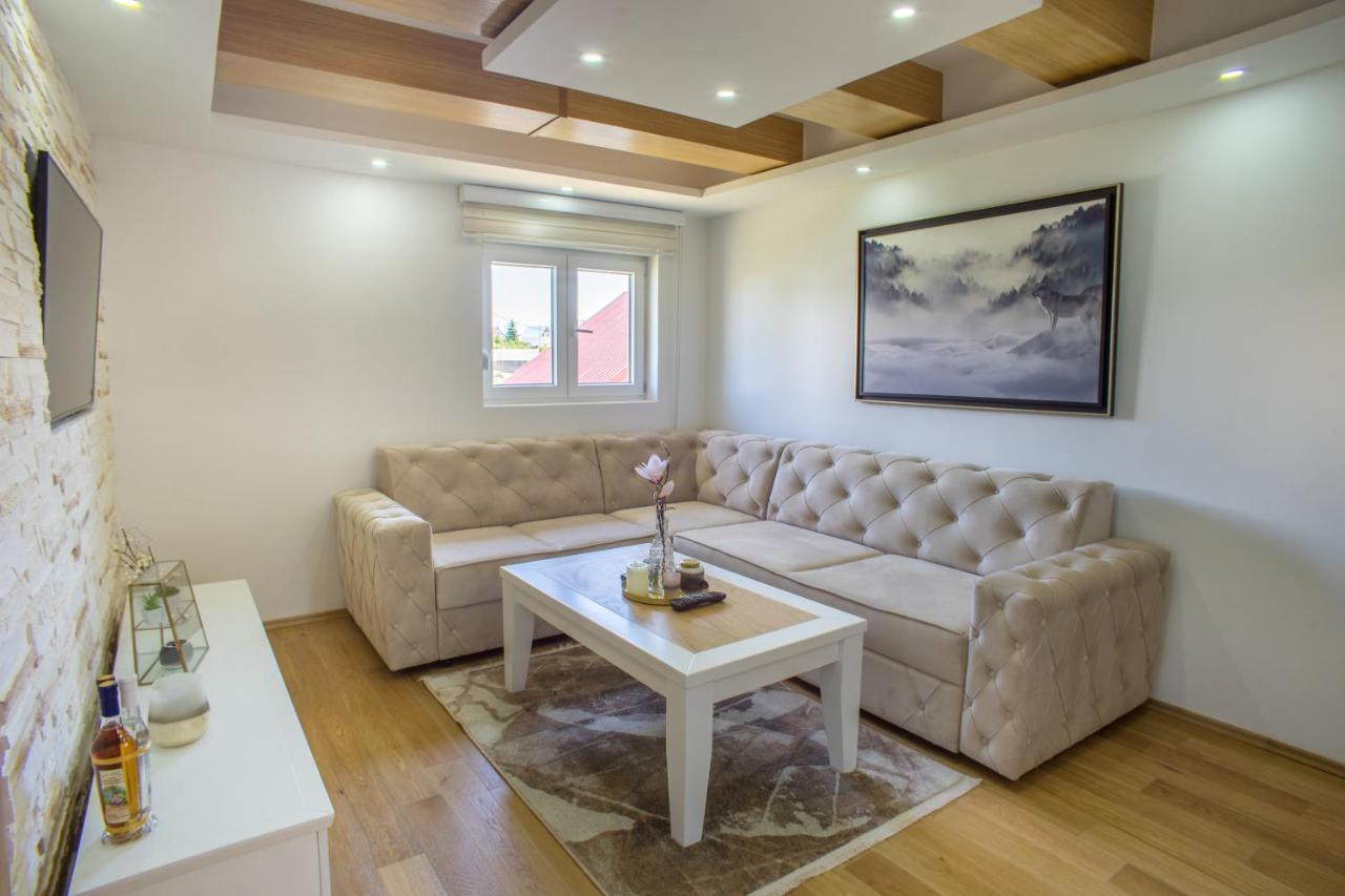 Zekovic Apartmani Zabljak  Luaran gambar